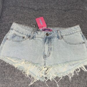 Frayed Vintage Washed Denim Shorts size small NWT